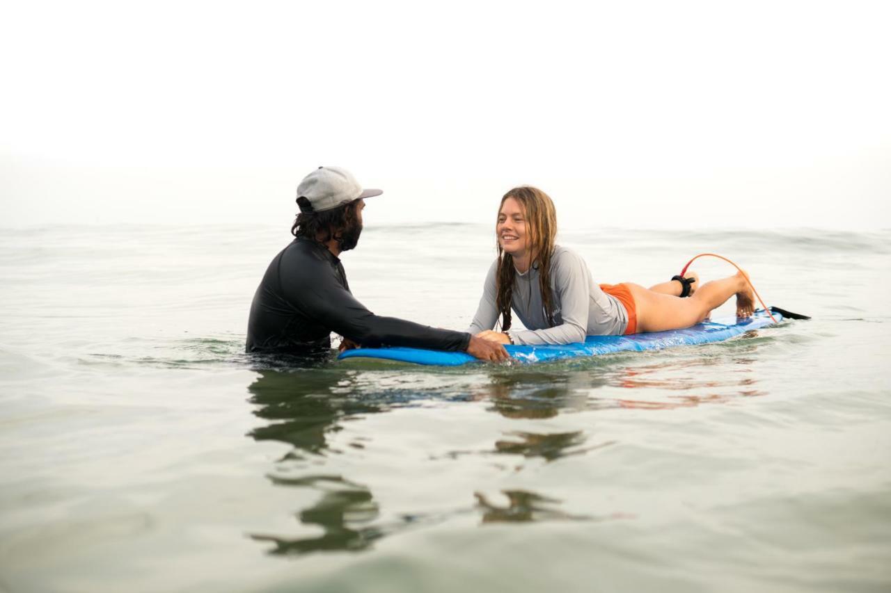 Layback Boutique Surf & Yoga Camp Sri Lanka Weligama Exterior photo